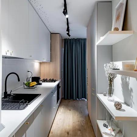 Ultra High-end - Prime Location In Floreasca Apartment