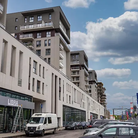 Ultra High-end - Prime Location In Floreasca Bucarest