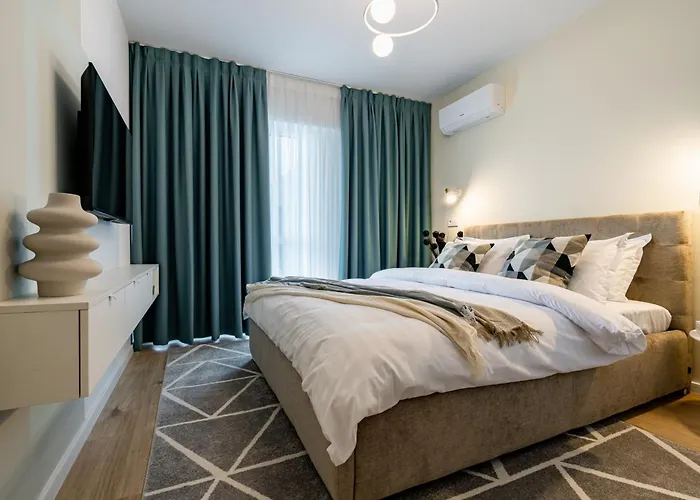 Ultra High-end - Prime Location In Floreasca Apartman Bukarest