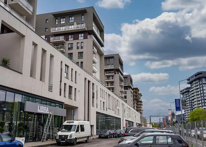 Ultra High-end - Prime Location In Floreasca Bukarest