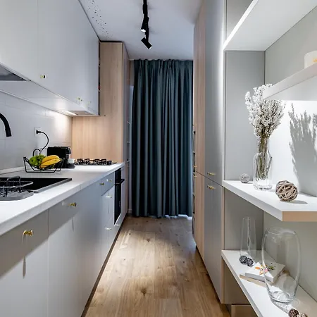 Ultra High-end - Prime Location In Floreasca Apartment Bucharest
