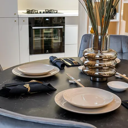 Ultra High-end - Prime Location In Floreasca Bucharest